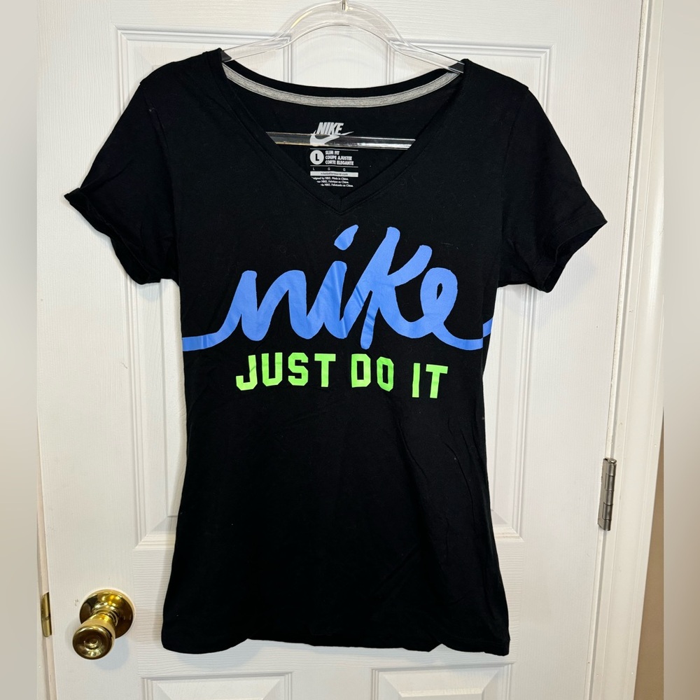 Nike t-shirt
